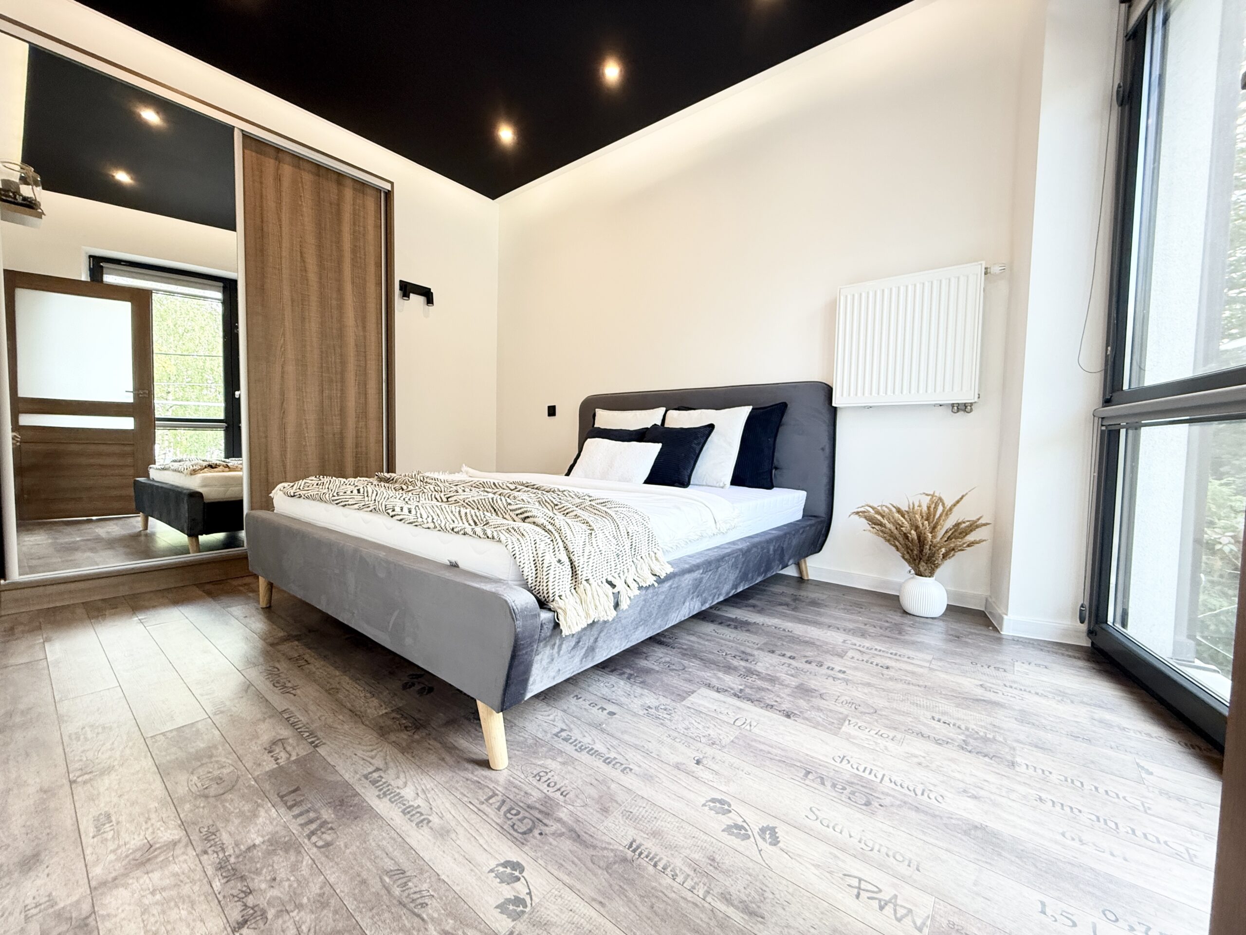 sypialnia mieszkanie 2 pokoje Myslenice Zarabie oferta wynajmu Livio