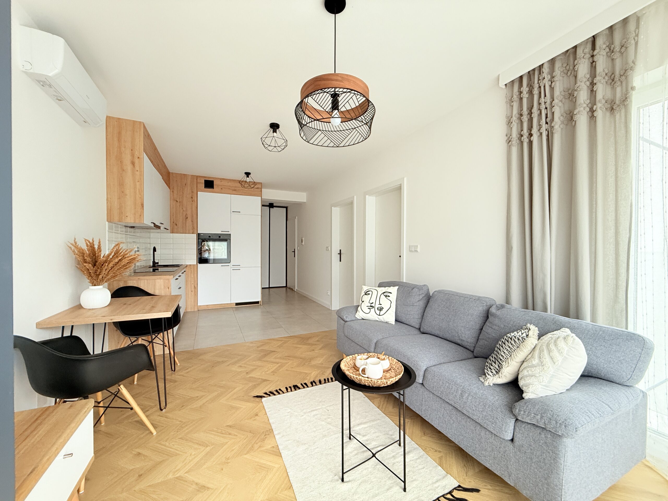 nowoczesny salon z balkonem mieszkanie 3 pokoje Wieliczka Verde