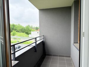 balkon z widokiem na zieleń mieszkanie Ruczaj Kraków wynajem najem