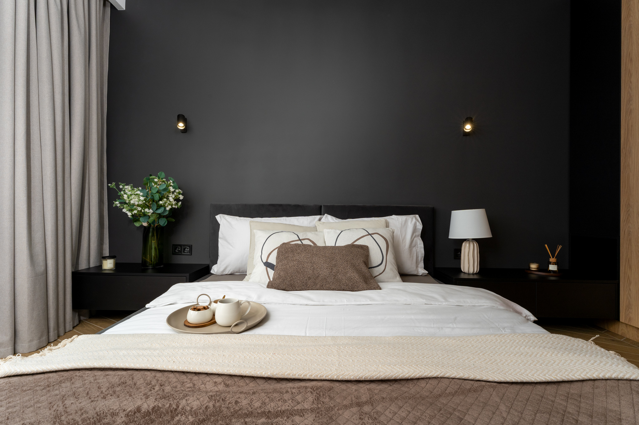 nowoczesne wnętrza, homestaging Wieliczka Kraków stylizacja mieszkania osiedle Wieliczka Park biuro Livio